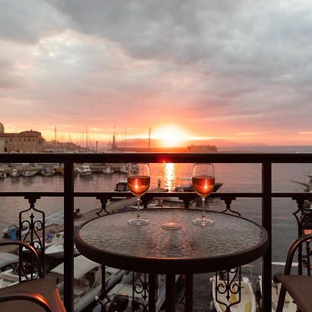 Destino Home Overlooking The Venetian Port Of Chania Chania  Ngoại thất bức ảnh