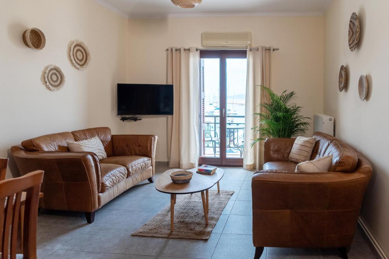Destino Home Overlooking The Venetian Port Of Chania Chania  Ngoại thất bức ảnh