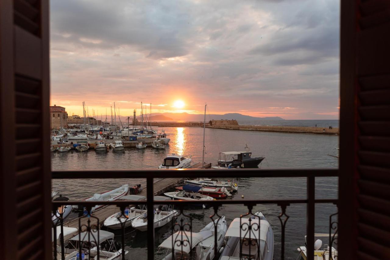 Destino Home Overlooking The Venetian Port Of Chania Chania  Ngoại thất bức ảnh