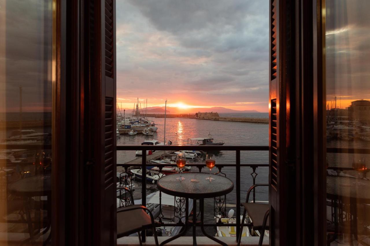 Destino Home Overlooking The Venetian Port Of Chania Chania  Ngoại thất bức ảnh