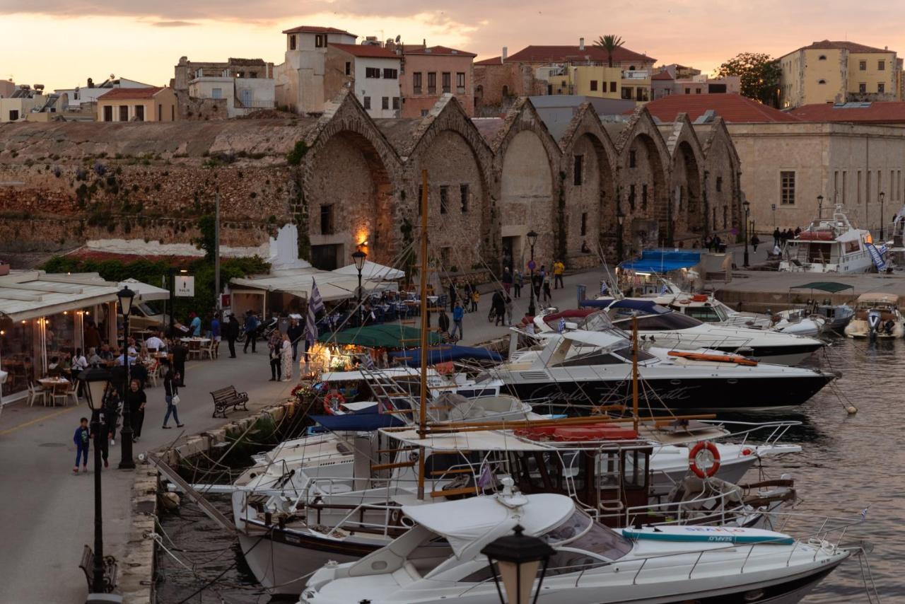 Destino Home Overlooking The Venetian Port Of Chania Chania  Ngoại thất bức ảnh