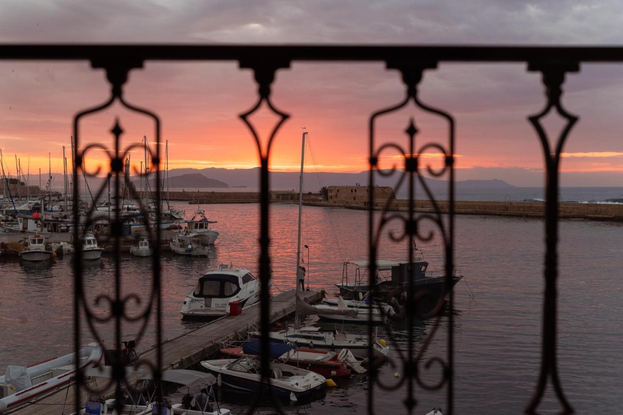 Destino Home Overlooking The Venetian Port Of Chania Chania  Ngoại thất bức ảnh