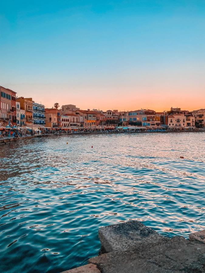 Destino Home Overlooking The Venetian Port Of Chania Chania  Ngoại thất bức ảnh