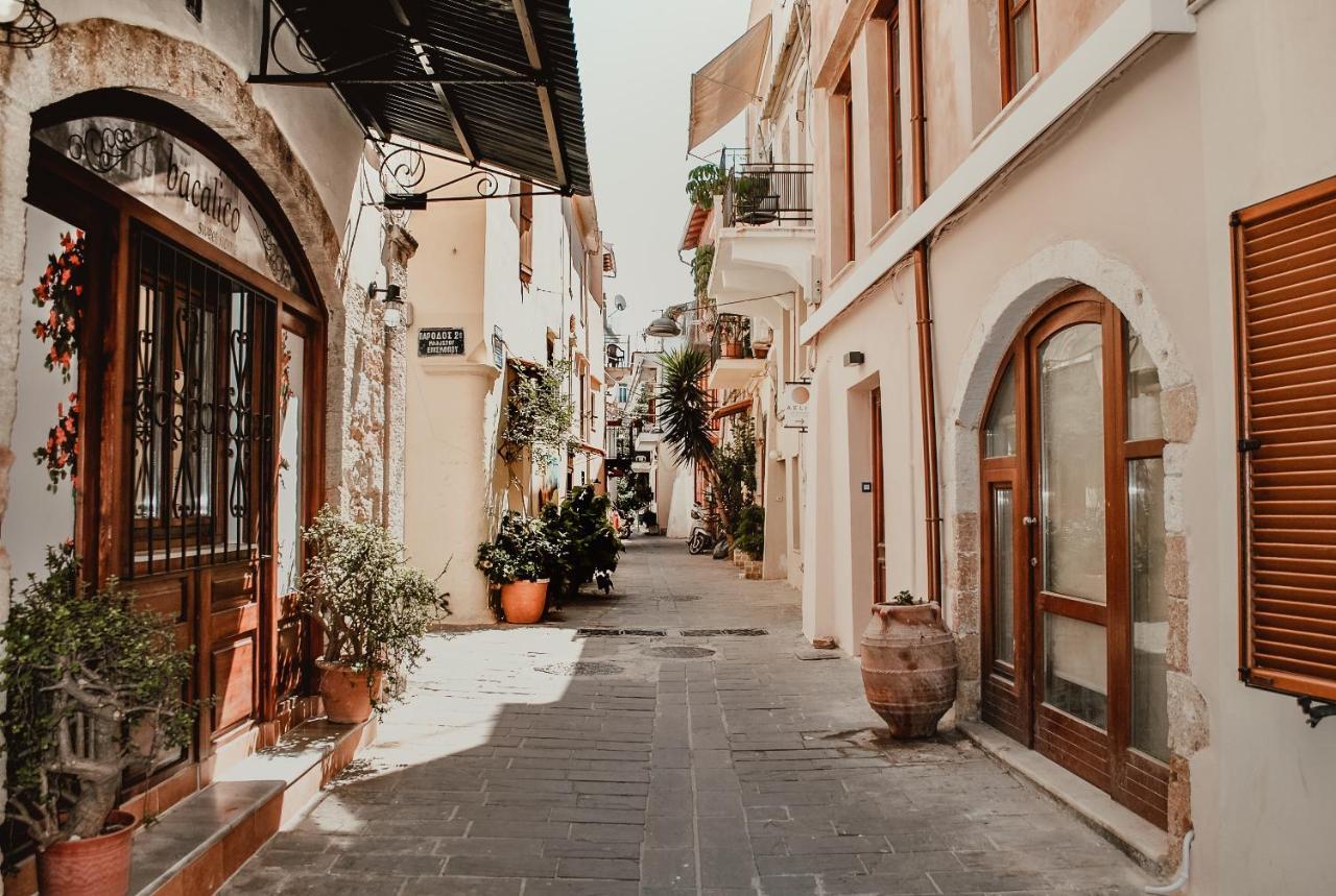 Destino Home Overlooking The Venetian Port Of Chania Chania  Ngoại thất bức ảnh