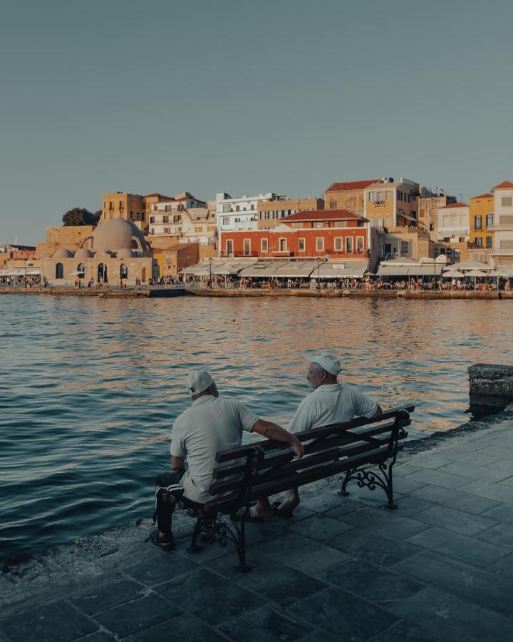 Destino Home Overlooking The Venetian Port Of Chania Chania  Ngoại thất bức ảnh