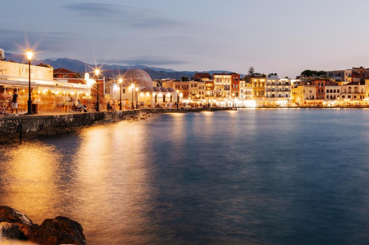Destino Home Overlooking The Venetian Port Of Chania Chania  Ngoại thất bức ảnh