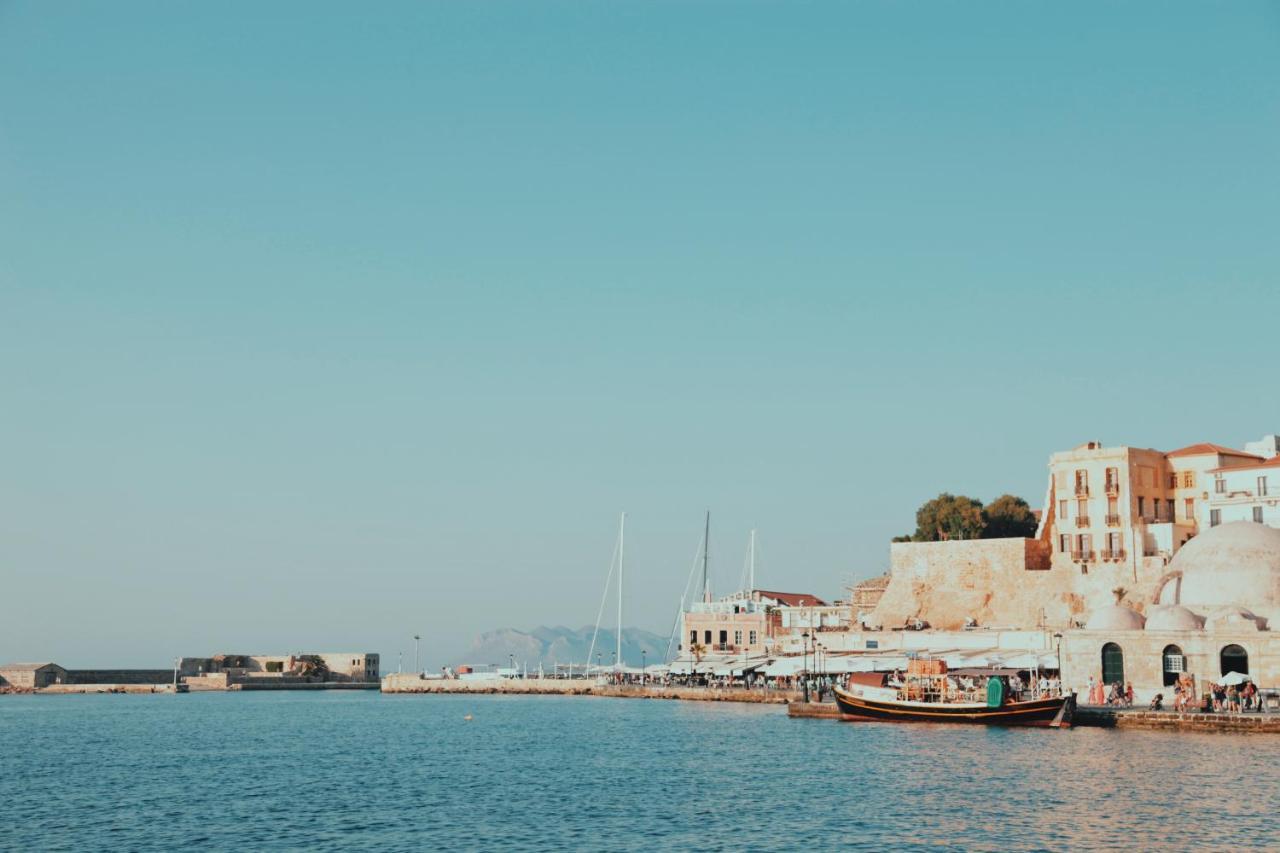 Destino Home Overlooking The Venetian Port Of Chania Chania  Ngoại thất bức ảnh